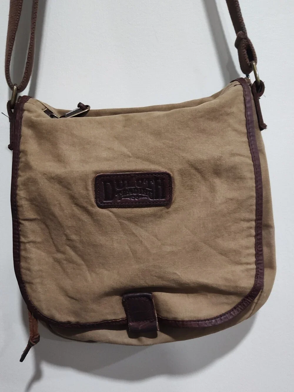 Duluth Trading Co Oil Cloth Sling Crossbody Messenger Shoulder Bag, Brown/Tan